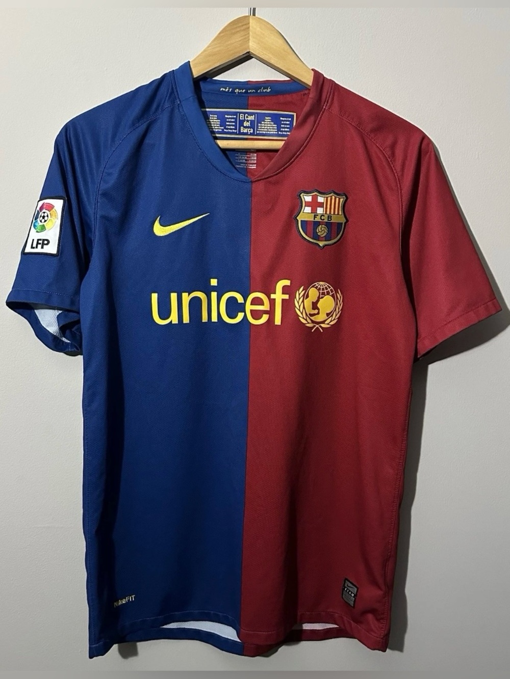 Nike FC Barcelona 2008/2009 Home Football Jersey Soccer Mens Small Embroidered